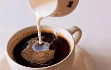 速溶咖啡怎么冲好喝(冲咖啡的4种技巧)