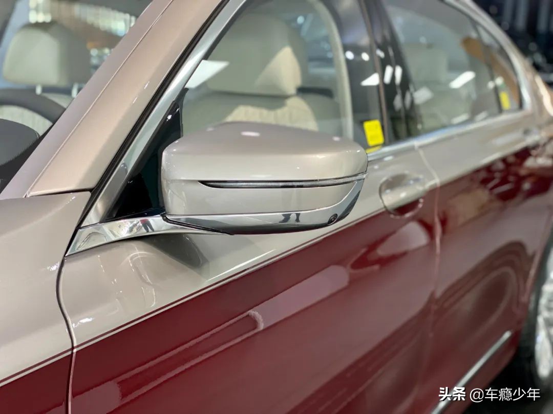 261.2万元！宝马7系耀影特别版到店，双色车身、V12引擎，气场