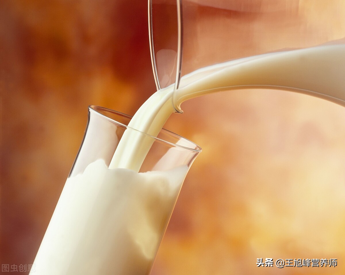 睡前喝牛奶会变胖吗？