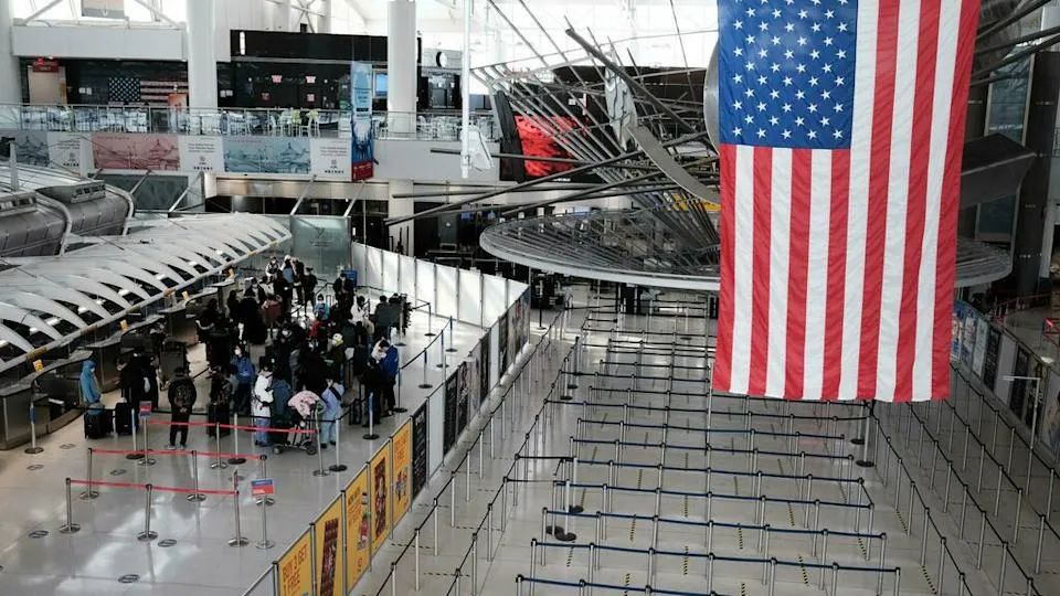 重磅：白宫宣布11月8日起取消旅游禁令 完全接种可飞美国 无需隔离
