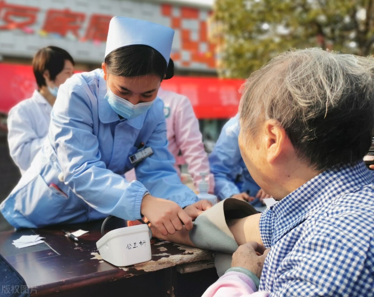 我，北京三甲医院的ICU护士，告诉你奖金有多少，工资如何
