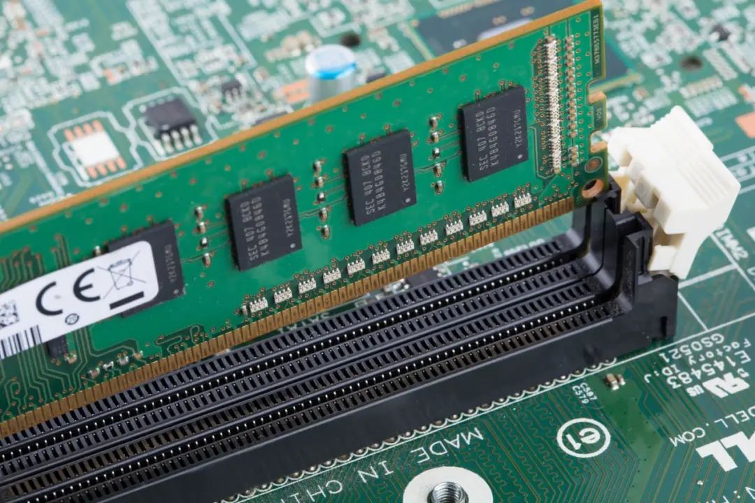 趁DDR5还没来，芝奇推出DDR4-5333内存