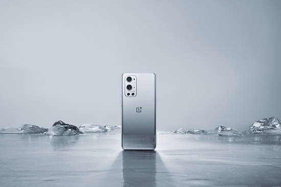 OnePlus 9 Pro 空山基闪银限定礼正式发布 售价5499元