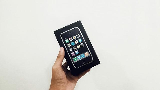 iphone历代机型（iphone最经典的是哪款）
