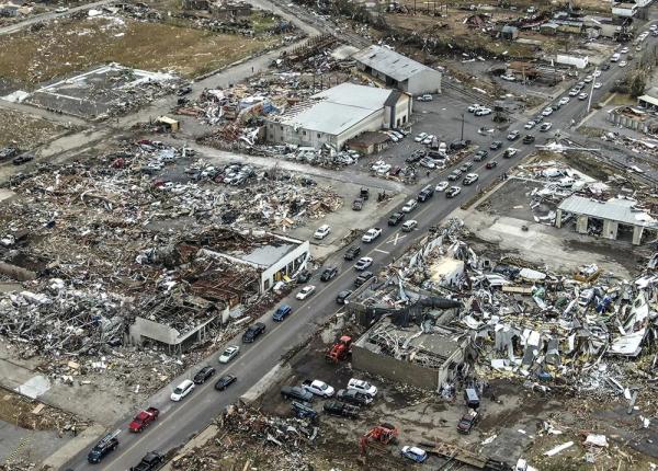 龙卷风已致美国超百人死亡，2500万人受灾