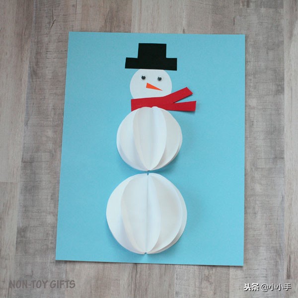 一看就会做的雪人卡片制作，简单又漂亮的冬天手工折纸雪人卡片