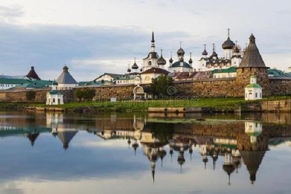 俄罗斯旅游最著名景点（冬季的俄罗斯旅游十大景点）