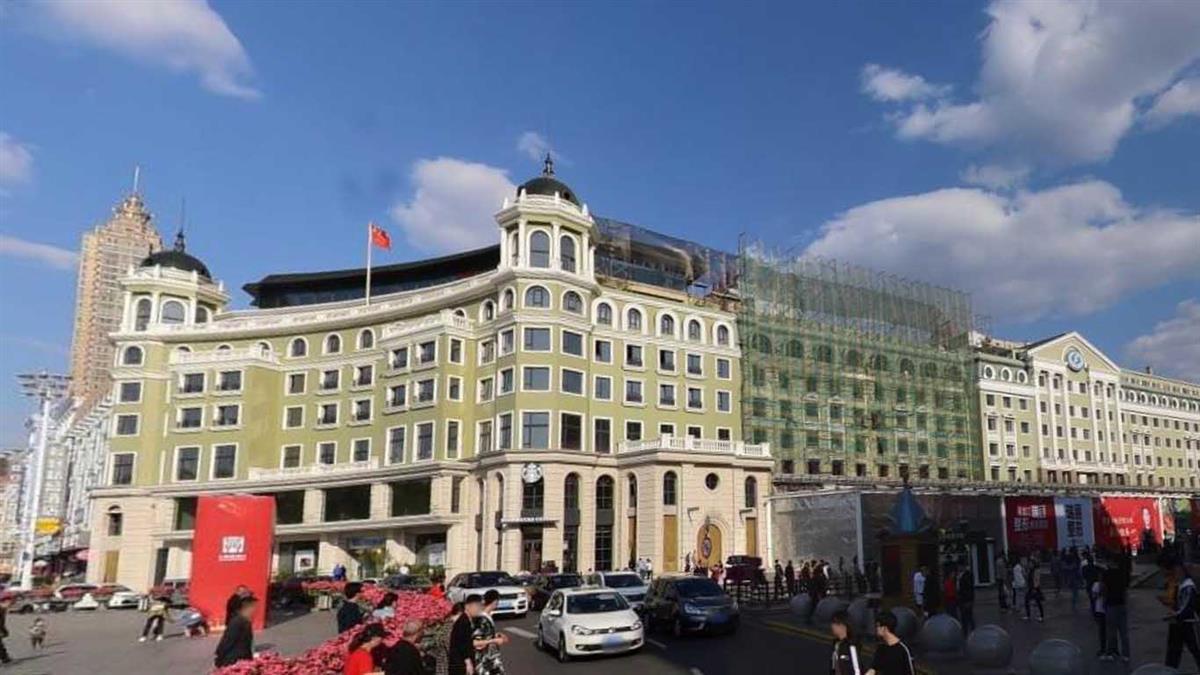 哈尔滨一酒店从6层“长”到9层，执法部门认定违建却无法拆除