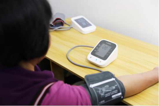 家用智能电子血压计哪家强？有品VS小米九安血压计