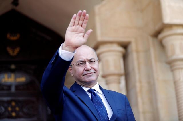伊拉克总统宣布辞职，称宁愿辞职也不会选择民众不同意的总理