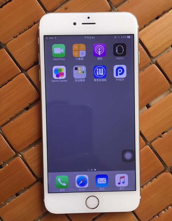 690元入手iPhone6Plus，优点：系统iOS9，缺点：无指纹翻新机！