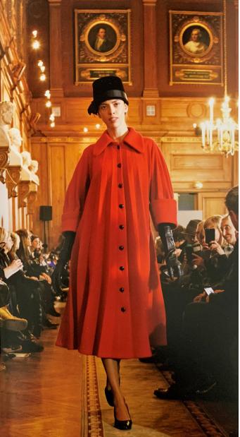 看腻了时尚爆款，回归经典的皮尔卡丹女装collar coat系列
