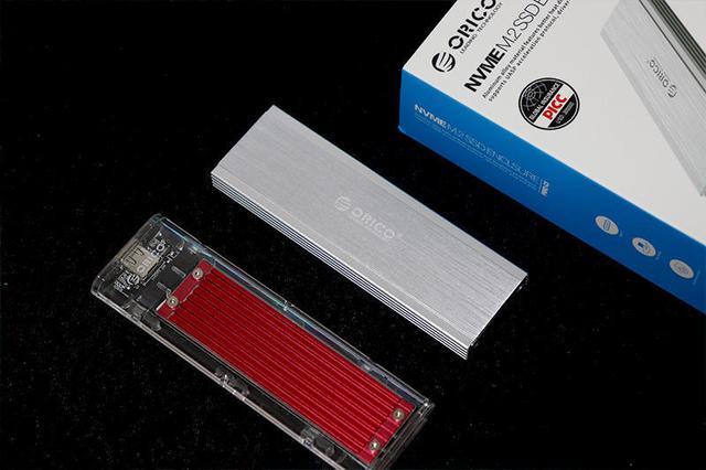SSD凉速兼具，C口全金属加强散热，M.2固态硬盘盒评测