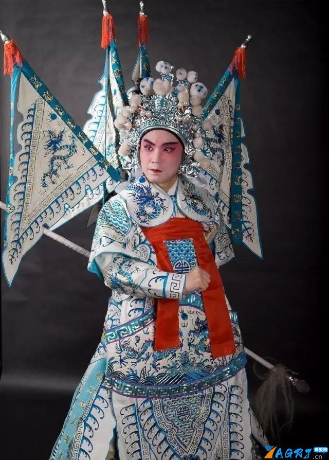 中国传统戏剧经典系列（27种中国戏曲，经典感人）-第13张图片