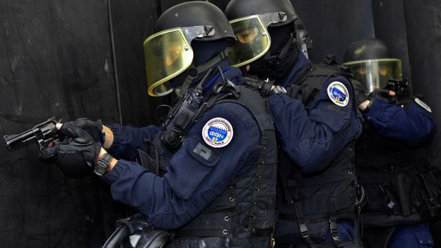 家暴变袭警！三名法国警察处理家暴案件时遭枪杀