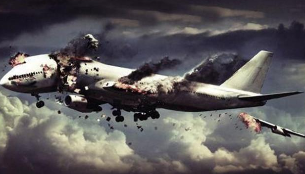 22岁空姐万米高空遭遇爆炸坠机，竟奇迹生还！她是怎么做到的？