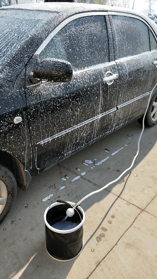 威克士无线洗车机，只有3斤左右，家庭洗车所需的功能它都具备