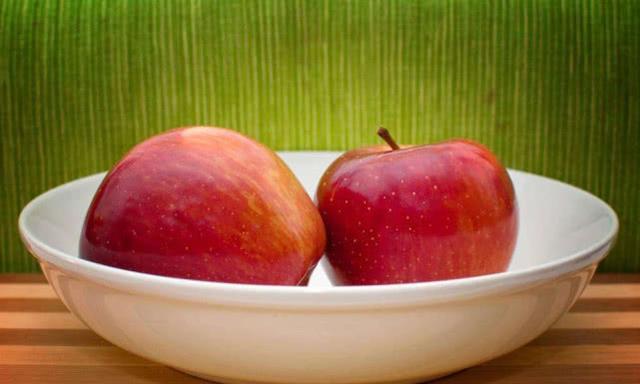 吃苹果早上吃好还是晚上吃好？今天小编就告诉你，你吃对了吗？