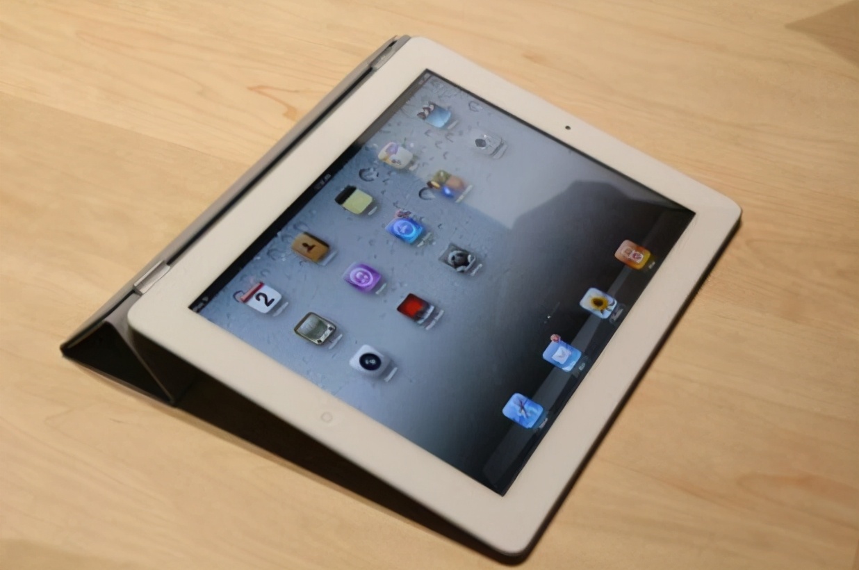 苹果的初次相遇-iPad2