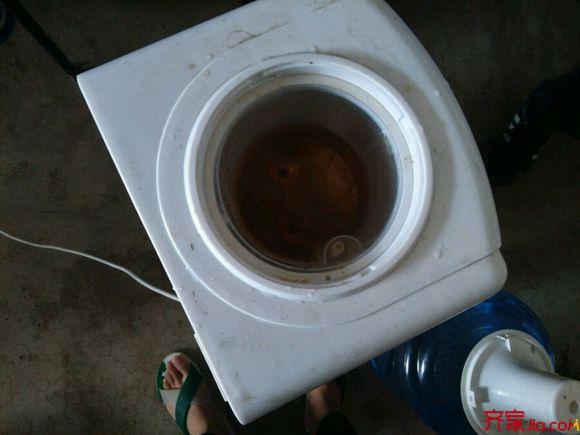 清洗饮水机最简单办法，快速清洗饮水机内部的小妙招
