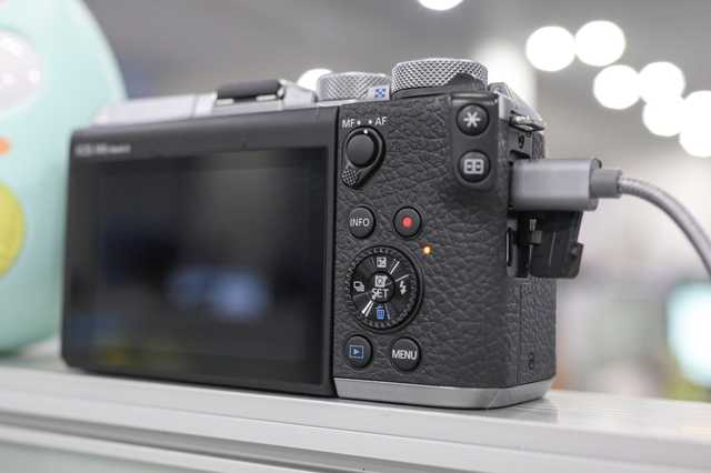 轻巧与高性能兼得 佳能M6 Mark II微单相机评测