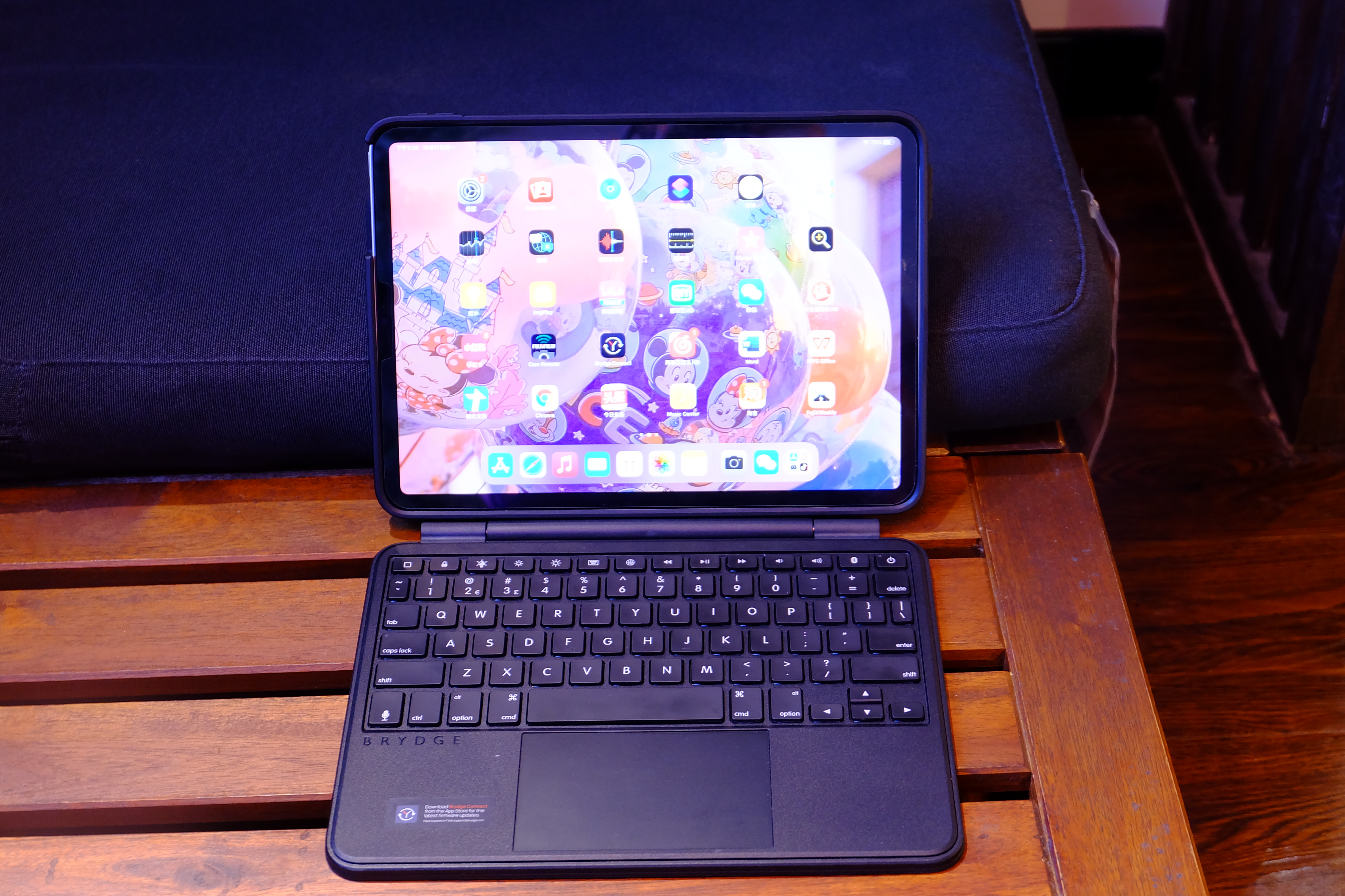 颜值在线 可以使 iPad 成为真正的生产力工具配套工具 Brydge 蓝牙键盘