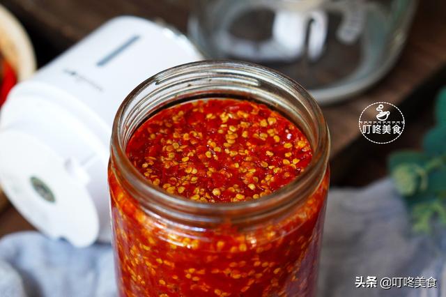 想吃辣椒酱不用买，自己做超简单，香辣入味，干净卫生0添加剂