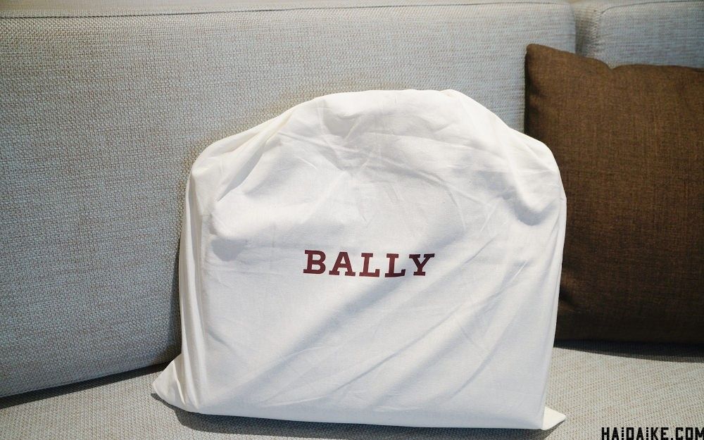 哪里可以买到Bally男款打折实惠的包包