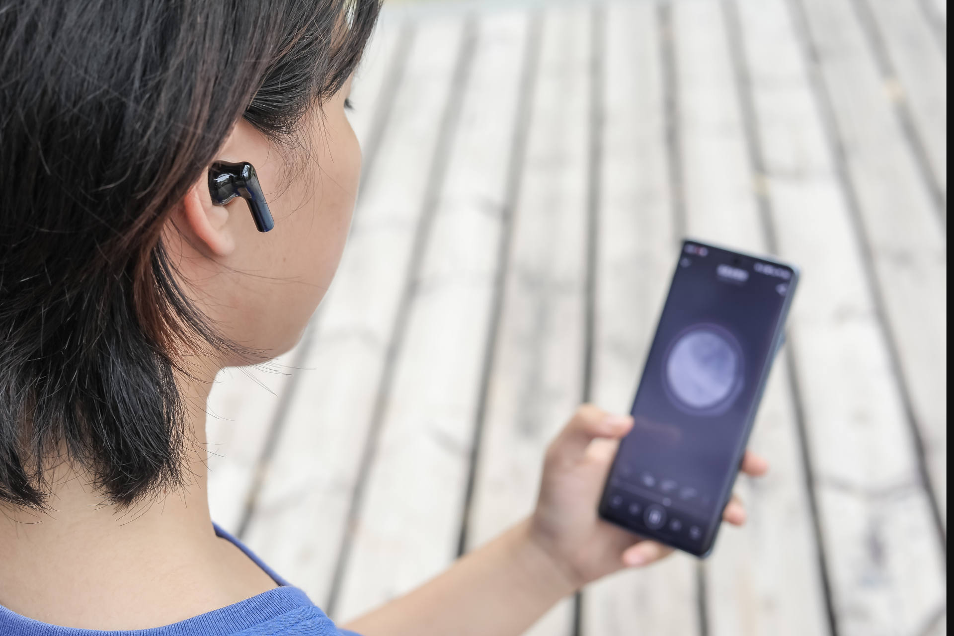 vivo新款TWS耳机来了，旗舰音质智能降噪却只要这个价