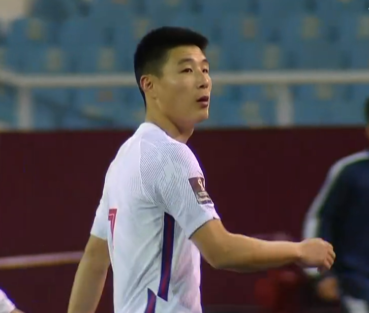 电视不直播，中国男足通过网络观看女足逆转日本队！赛后集体沉默
