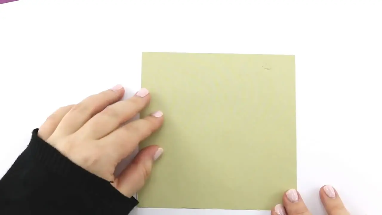 七巧板怎么做手工步骤（教你七巧板的折纸制作方法）