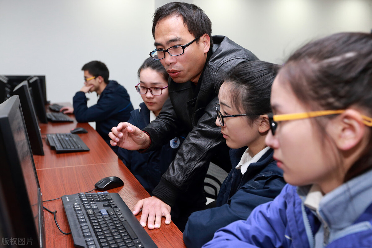 重庆市高考志愿填报：想避免滑档和错报，2022年应注意这2点