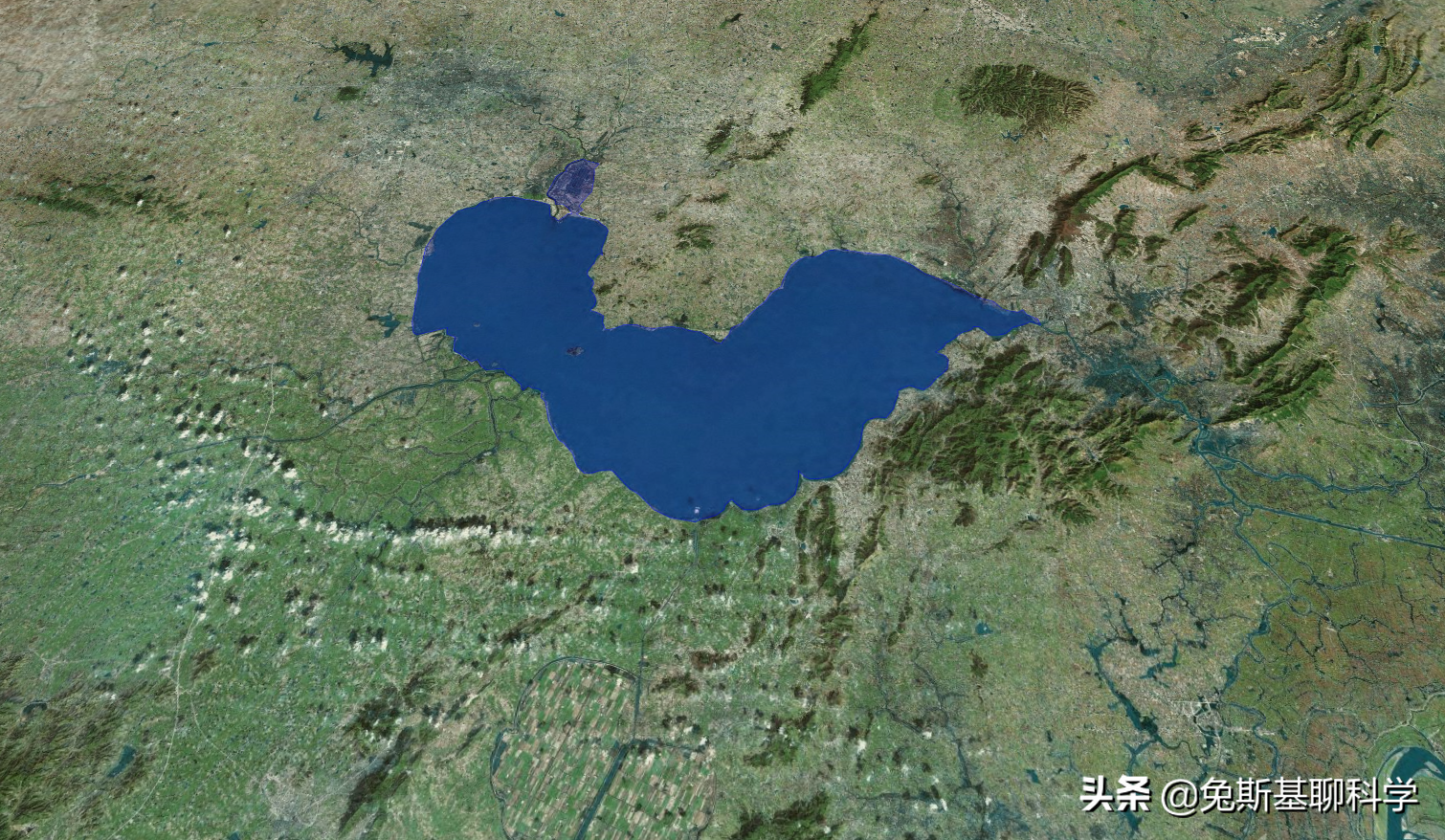 中国面积最大的湖泊是那个（中国面积最大的十大湖泊排名）