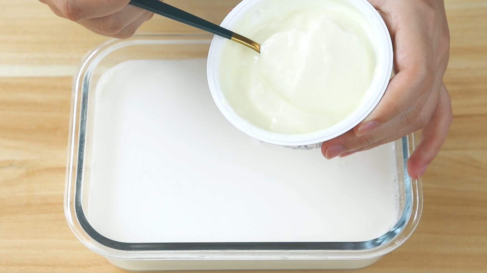 酸奶机做酸奶的制作方法（酸奶机里需要加水吗有什么最新方法） 1