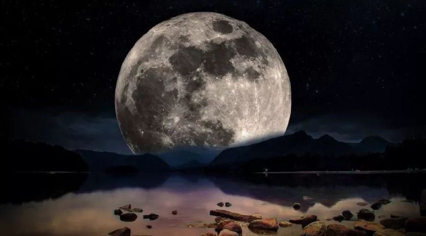 有关月亮的诗词有哪些（与月亮有关的古诗）