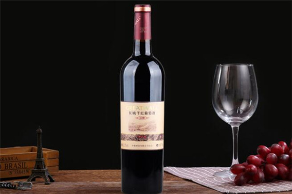 中国十大红酒品牌，解百纳上榜，第一无争议