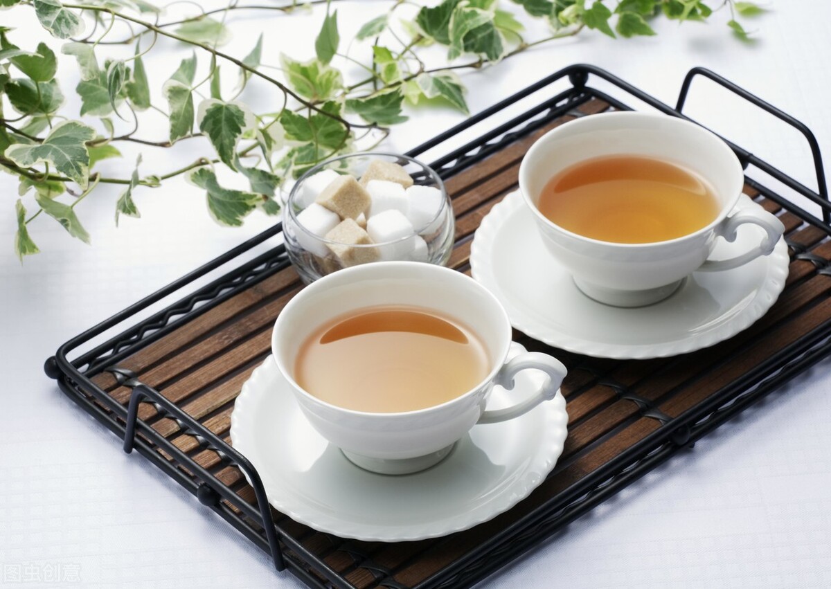 关于茶的古诗有哪些（十首最出名的茶诗）