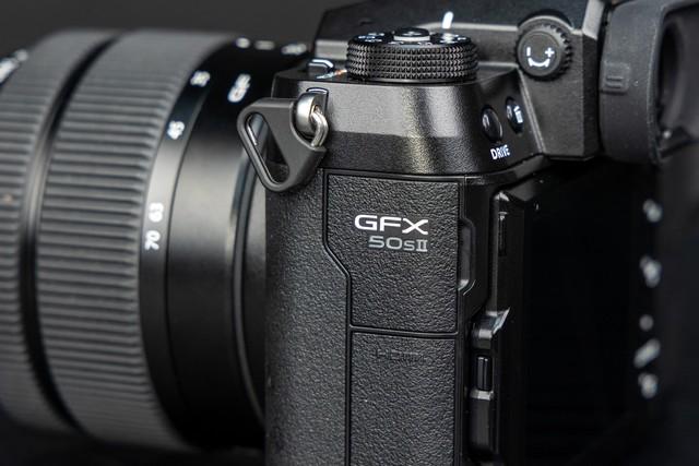 富士gfx50sii测评(富士GFX50sII中画幅相机值得买吗)