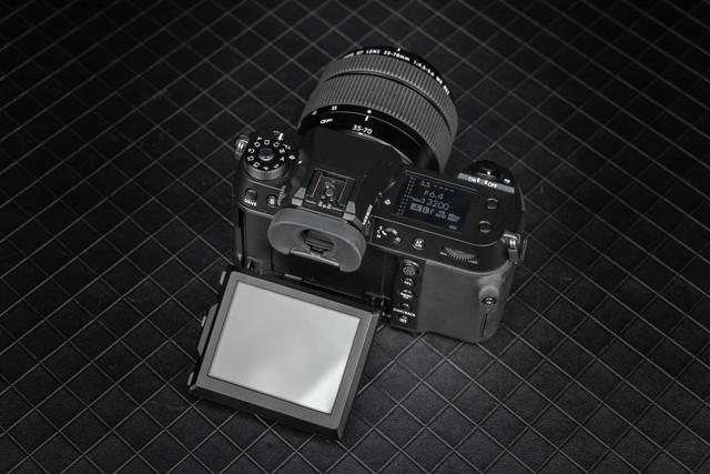 富士gfx50sii测评(富士GFX50sII中画幅相机值得买吗)
