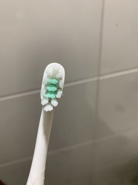 拜尔电动牙刷怎么样质量好不好和飞利浦哪个好， x1plus亲自使用评测
