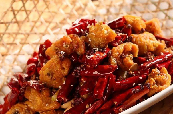 重庆十大特色美食排行榜：毛血旺上榜，第一最受欢迎