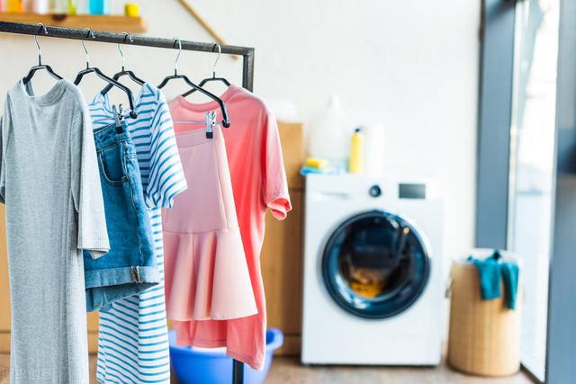 洗衣机洗衣服如何避免衣服打结？这4个小技巧，让你告别打结衣物