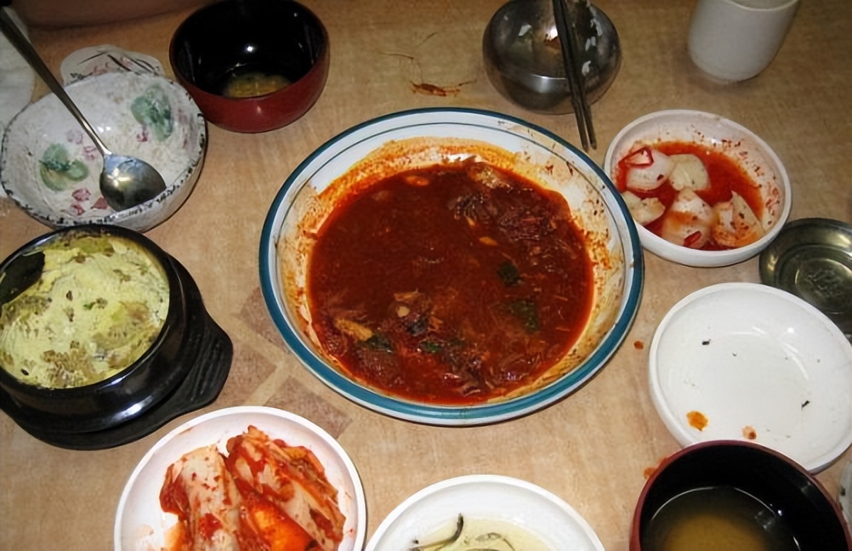 韩国饮食文化特点（揭开韩国人的饮食生活和生活水平）