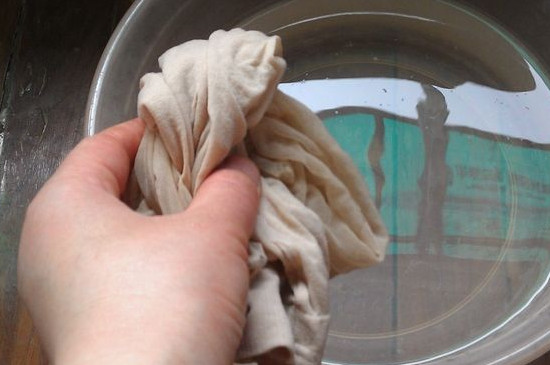 丝袜可以放洗衣机吗