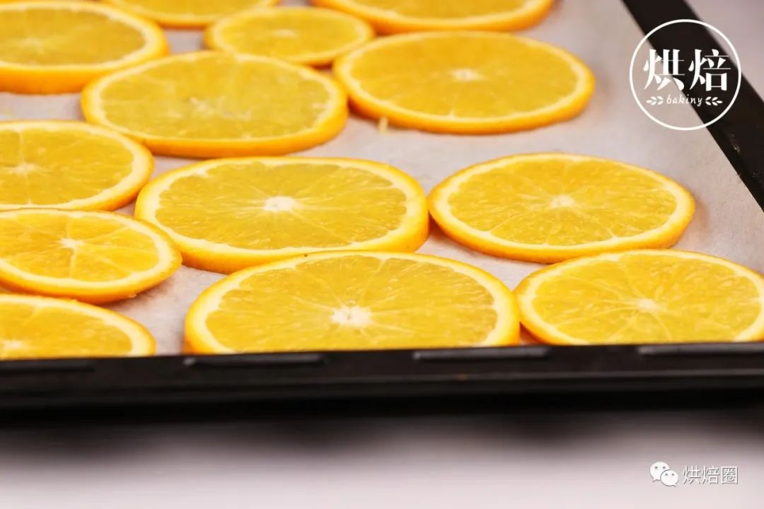 烤橙子怎么烤（一看就会的香橙面包造型技巧分享）