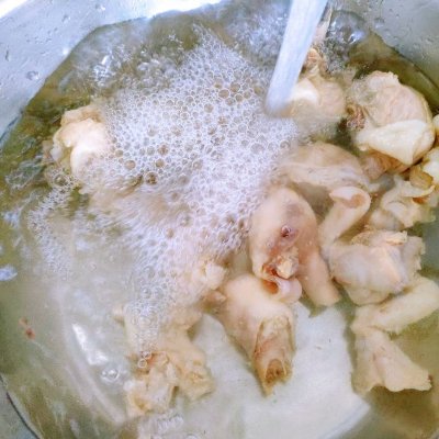 七彩菌菇汤的做法大全（超下饭的菌菇汤家常做法）