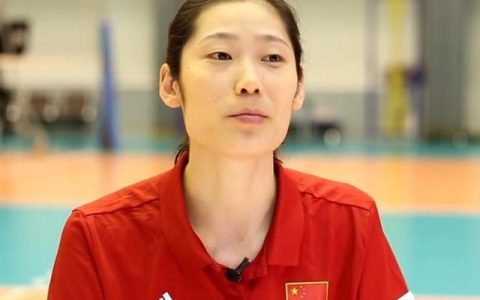 中国女排最新名单！34岁老将回归，国际奥委会称赞朱婷，无私奉献